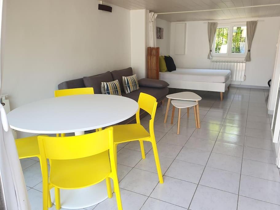 Logement Amboise Centre Avec Terrasse Privee Esterno foto