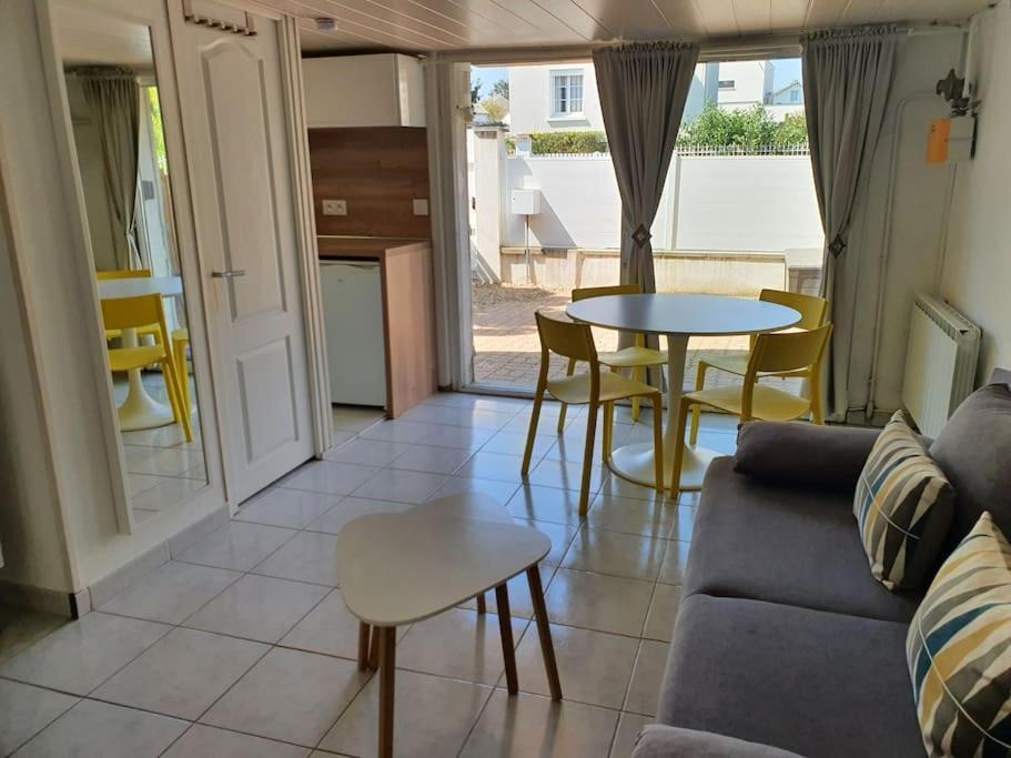 Logement Amboise Centre Avec Terrasse Privee Esterno foto